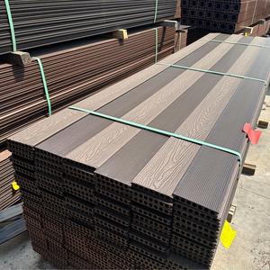 Nuevo Producto 2025, Tarima de WPC de Alta Calidad, con Diseño de Madera en 3D, para Exteriores, Piscinas, Jardines y Terrazas - Product Image 4