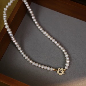 Collier à boucle OT tendance pour femmes, élégant et luxueux, chaîne de clavicule, perles d'eau douce naturelles, colliers de perles - Product Image 2