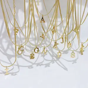 Ожерелье с подвеской инициалом из нержавеющей стали с позолоченными буквами, цепочка в елочку, ожерелье для женщин