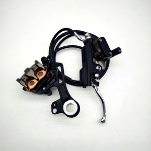 Gruppo Freno Sur-ron Ultra Bee Nuovo Non Usato OEM Disponibile Pinze Originali Moto Elettrica Sinistra/Destra Alluminio 1 Anno di Garanzia - Product Image 1