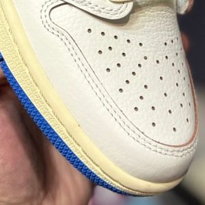 Chaussures de basketball rétro 2026 pour hommes, bleu et blanc, imperméables, respirantes, en cuir véritable, à lacets, amortissantes, tendance mode - Product Image 4