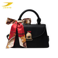 Sac à main en cuir véritable pour femme de haute qualité OEM, sac bandoulière avec poignée supérieure et foulard en soie, fermeture à loquet, sac à bandoulière