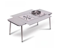 Table pliante portable moderne IGT en aluminium noir et argent pour camping et pique-nique en plein air