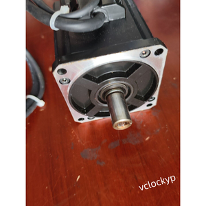 Motor Servo AC SANYO DENKI Usado SANMOTION Q2AA07020DXS2L 200W MOT-I-673=2J21 - Product Image 3