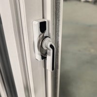 Rideau suspendu coulissant en PVC au design moderne pour salle de bain, cuisine, école, matériau du cadre en plastique pour usage domestique ou professionnel