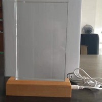 Cube en cristal de luxe gravé au laser 3D, écologique, ornement lumineux LED personnalisé, souvenir de mariage personnalisé pour les couples