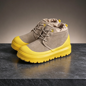 Botas de nieve para niños de ante con puntera de goma amarilla, suela gruesa con tacos, cordones, forro polar cálido, para exteriores, venta al por mayor - Product Image 1