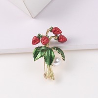 Broches en forme de fraise pour femmes Corsage de fruits Épingles à revers Bijoux de mode Accessoires
