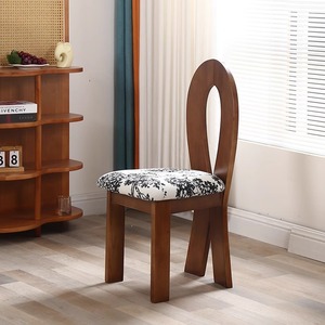 Silla de Comedor de Madera Maciza de Nogal de Alta Calidad y Lujo, Diseño Moderno para Comedor Familiar - Product Image 2