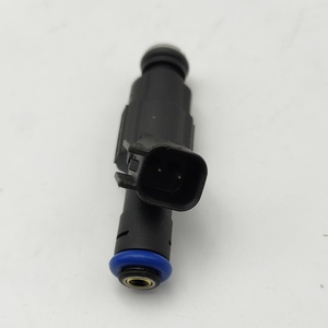 Injecteur de carburant Auto Parts L30113250A FSJ213250 240720079 0280156154 pour <span class=keywords><strong>FORD</strong></span> MAZDA VOLVO C-Max Fiesta V <span class=keywords><strong>Focus</strong></span> II Convertible IV - Product Image 3