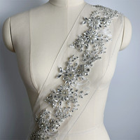 Tissu en feutre 3D diamanté avec des patchs de paillettes dorées, broderie perlée, applique à coudre pour robe de mariée, corsage