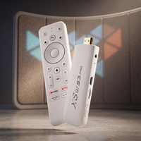Commande en gros XS97 S3 PRO Android TV Stick 4K UHD Streaming Media Dongle Quad Core Portable TV Stick Prise en charge de la personnalisation OEM