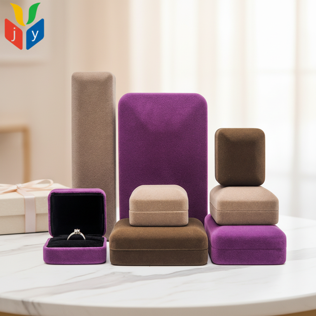 Simple Rectangle Velvet Jewelry Box Purple for Pendant Bangle Bracelet Valentine Gift Packaging Custom Logo for Jewelry Brands
