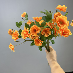 Mejor vendedor, pequeñas flores artificiales <span class=keywords><strong>de</strong></span> seda blanca, mariposa <span class=keywords><strong>de</strong></span> 3 cabezas, Ranunculus <span class=keywords><strong>Aster</strong></span> para el hogar, Día <span class=keywords><strong>de</strong></span> la madre, Navidad, Escuela trasera - Product Image 3