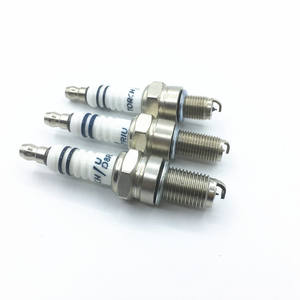 Bujía <span class=keywords><strong>de</strong></span> Motocicleta, Bujía <span class=keywords><strong>de</strong></span> Iridio Dorado 110/125/150/B7/A7TC/D8TC, <span class=keywords><strong>para</strong></span> Scooter con Estructura Curva - Product Image 2