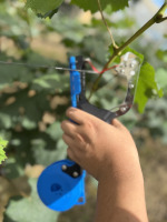 Machine à attacher les plantes agricoles compatible avec le ruban standard et les agrafes 604C