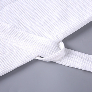 Lussuoso e <span class=keywords><strong>Morbidissimo</strong></span> <span class=keywords><strong>Accappatoio</strong></span> Lungo in Spugna di Cotone 100% per Donna, Qualità Premium, Ideale per Hotel - Product Image 3