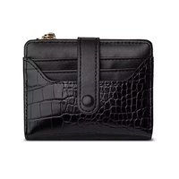 Dompet Wanita Fashion dari Kulit PU dengan Banyak Slot Kartu dan Penutup Kancing untuk Kartu Kredit.