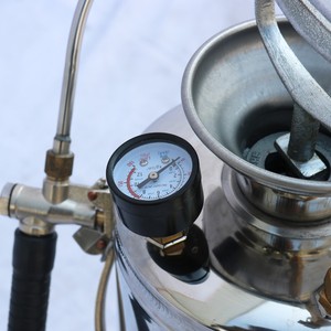 BTB80-C Stasiun Pencuci Mata Portabel Darurat 80L, Model Kustom dengan Fungsi Pancuran