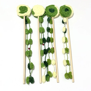 ของเล่นแมวตลกๆ แบบพับเก็บได้ พร้อมแปรงขนยาว ขนนก และกระดิ่ง ดีไซน์คลาสสิก เรียบง่าย ทันสมัย อุปกรณ์สำหรับสัตว์เลี้ยงสำหรับลูกแมว - Product Image 5