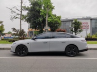 Leapmotor C01 Sedan Listrik Bekas 2022 Jarak Tempuh 717km CLTC RWD 200kW EV Murni LHD 5 Kursi Grosir Kendaraan Energi Baru Cina