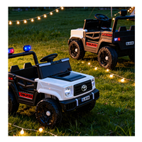 TOYSRUNNER Voiture Électrique pour Enfants 4x4 en Plastique ABS avec Moteurs Doubles 6V4Ah, Poignée d'Assistance à la Maniabilité et Télécommande Téléphone