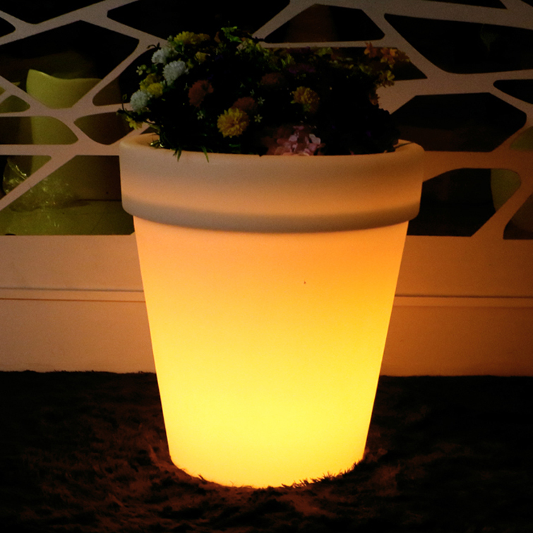 Morandi Style Outdoor Christmas IP65 Waterproof Cylinder Garden Planters PE Plastic Flowerpots with LED Lights