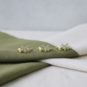 Anelli Delicati RM1599 Placcati Oro 18k con Micro Pavé di Zirconi Cubici a Forma di Aeroplano per Signore - Product Image 3