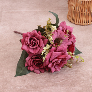 Bouquet <span class=keywords><strong>de</strong></span> fleurs artificielles <span class=keywords><strong>Hibiscus</strong></span> <span class=keywords><strong>Rose</strong></span> Tournesol Style Européen Luxe Léger Soie Faite à la Main Remise <span class=keywords><strong>de</strong></span> Diplôme Restaurant Magasin - Product Image 6