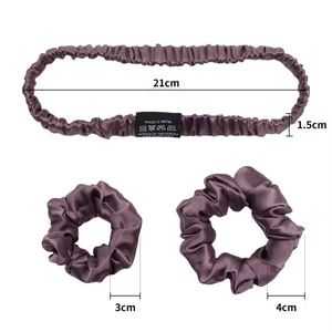 Bandeau large antidérapant en soie de mûrier 100 % Curve Luxe pour femme, personnalisé pour le sport et la course, avec chouchous intégrés - Product Image 3