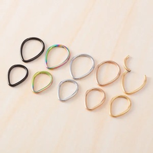 Anillos Articulados de Acero Inoxidable con Diseño de Gota de Agua |   Joyería Hipoalergénica para Perforaciones de Nariz, Oreja y Septum - Product Image 1