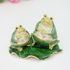 SHINNYGIFTS Pequena Caixa Trinket Sapo mãe e filho na folha Esmalte Jóias Gift Box Caixa De Jóias
