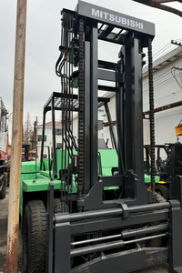 Original Second-hand Japanese Mitsubishi FD120 12 Ton Diesel Engine Forklift 2022 Model Factory Inspection Ready - Product Image 2