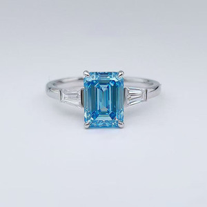 <span class=keywords><strong>Anillo</strong></span> <span class=keywords><strong>de</strong></span> Diamante <span class=keywords><strong>Azul</strong></span> Cultivado en Laboratorio con Corte Esmeralda y Tres Piedras, Chapado en Oro Blanco <span class=keywords><strong>de</strong></span> 18K, Color Fantasía, <span class=keywords><strong>Anillo</strong></span> Clásico <span class=keywords><strong>de</strong></span> Compromiso y Boda para Mujer - Product Image 6