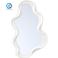 Miroir décoratif créatif en forme de nuages, style Art Déco, en verre, pour salon