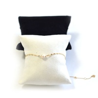 Mignon petit bijoux montre oreiller noir daim affichage oreiller pour étui boîte de rangement
