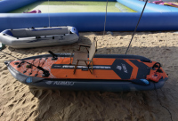 Planche de pêche gonflable Aisunss, stable et portable, en caoutchouc épais, avec support pour canne à pêche