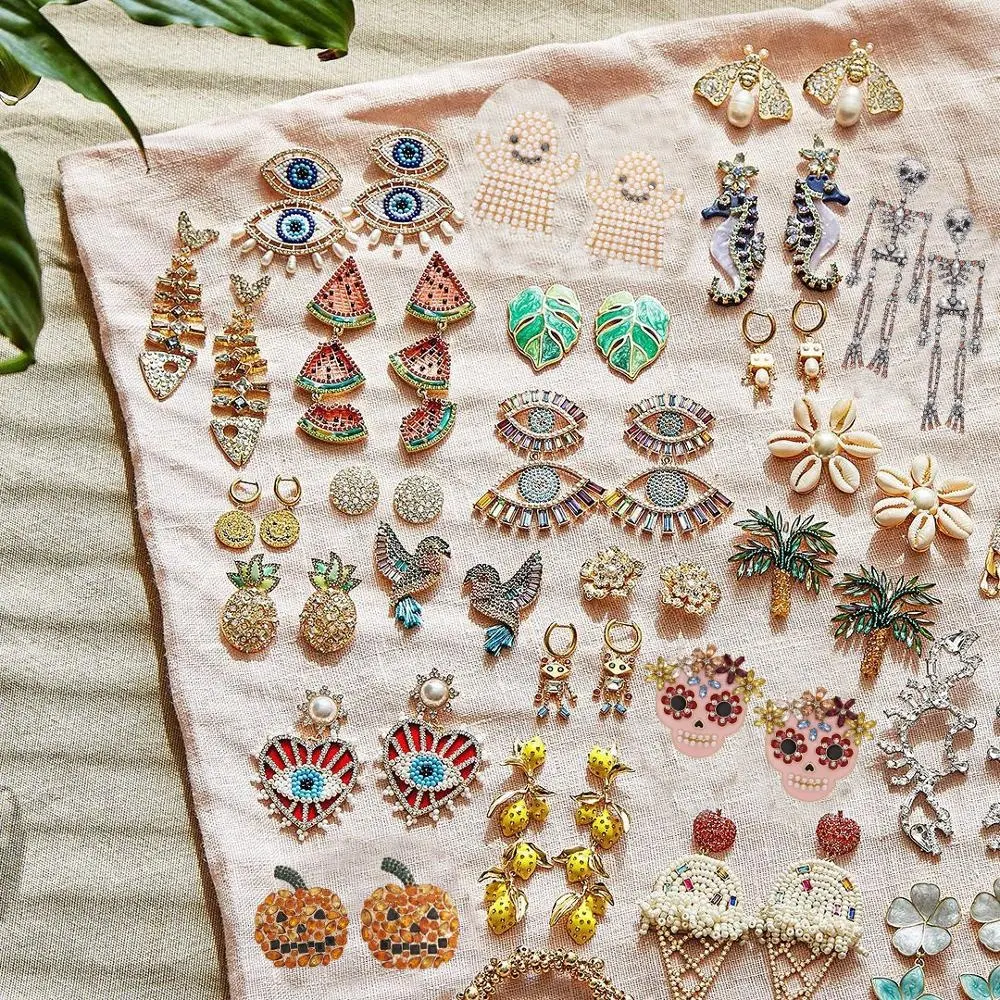 Kaimei INS Trendy Seahorse Drop Earrings Christmas Jewelry Skull Statement Earrings Pearl Casper Filet Women earrings jewelry