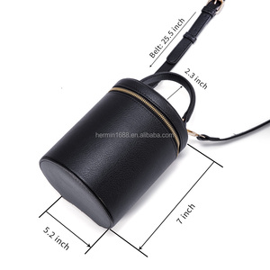 กระเป๋าถือสะพายข้างขนาดเล็กกระเป๋าสะพายไหล่หนังเทียมประดับตัวอักษรบุลายโบว์ลิ่งสำหรับใช้ในชีวิตประจำวัน - Product Image 4