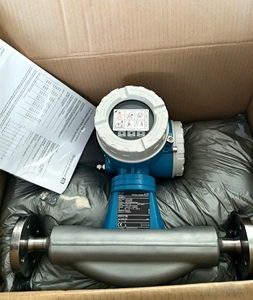 เครื่องวัดอัตราการไหลของของเหลว Endress+Hauser รุ่น 83F15-AD2SAABBAAA ความแม่นยำสูงและมีความเสถียรดี - Product Image 2