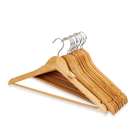 Cintre en bois de qualité B, finition laquée simple, crochet en métal chromé pour rangement de vêtements dans la garde-robe, marque ASCEND, modèle ASCEND-251205