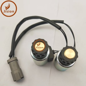 Vanne solénoïde Uc1026029415 pour chargeuses sur pneus Komatsu WA320-5 WA320PZ-6 WA320-5 WA320-6 - Product Image 4