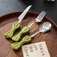 Ensemble de couverts en acier inoxydable 304 avec manche en céramique à nœud papillon, couteau à steak, cuillère à dessert, fourchette, cuillère à café, ustensiles de table