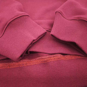 Elegante <span class=keywords><strong>felpa</strong></span> con cappuccio rosso <span class=keywords><strong>oversize</strong></span> di lusso con stampa inglese da uomo di lusso - Product Image 2