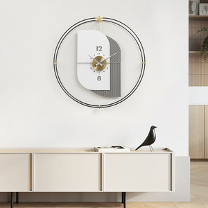 Reloj de Pared Irregular Wozoom, Analógico, Funciona con Batería, Silencioso, Decoración para Sala de Estar - Product Image 3