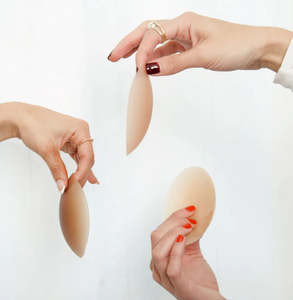 Nippies Wasserdichter Silikon Brust Blütenblatt Aufkleber Opaker Kleber BH Wieder verwendbar No Glue Pasties Frauen Nippel Abdeckung - Product Image 2