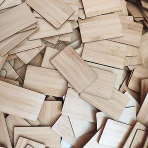 パーソナライズされたプレミアムレーザーカットプリント竹彫刻名刺 - Product Image 6