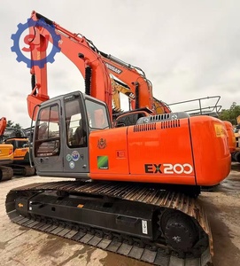 Excavatrice sur chenilles Hitachi EX200 d'occasion, godet de 0,8 m³, pelleuse moyenne pour la rénovation urbaine et la pose de canalisations - Product Image 3