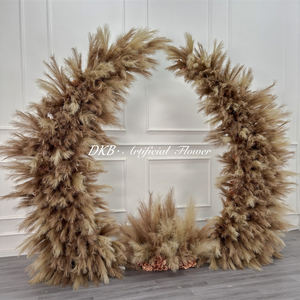 Décoration de mariage, arche de toile de fond en forme de corne avec plantes de pampa pour l'entrée - Product Image 3