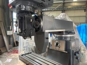 Nuova Fresatrice a Testa Girevole 4H con Elevato Rapporto Qualità-Prezzo, Adatta per Operazioni di Fresatura nel Settore della Lavorazione dei Metalli - Product Image 4
